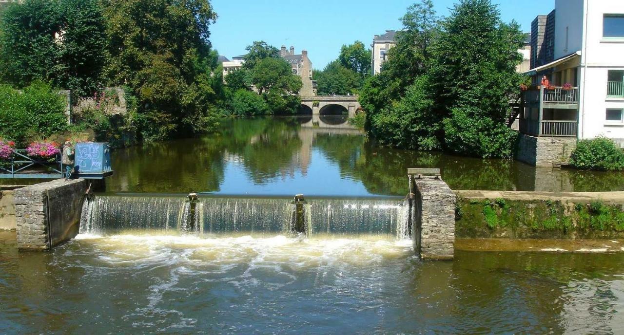 阿朗松Le Pont Neuf 61公寓 外观 照片